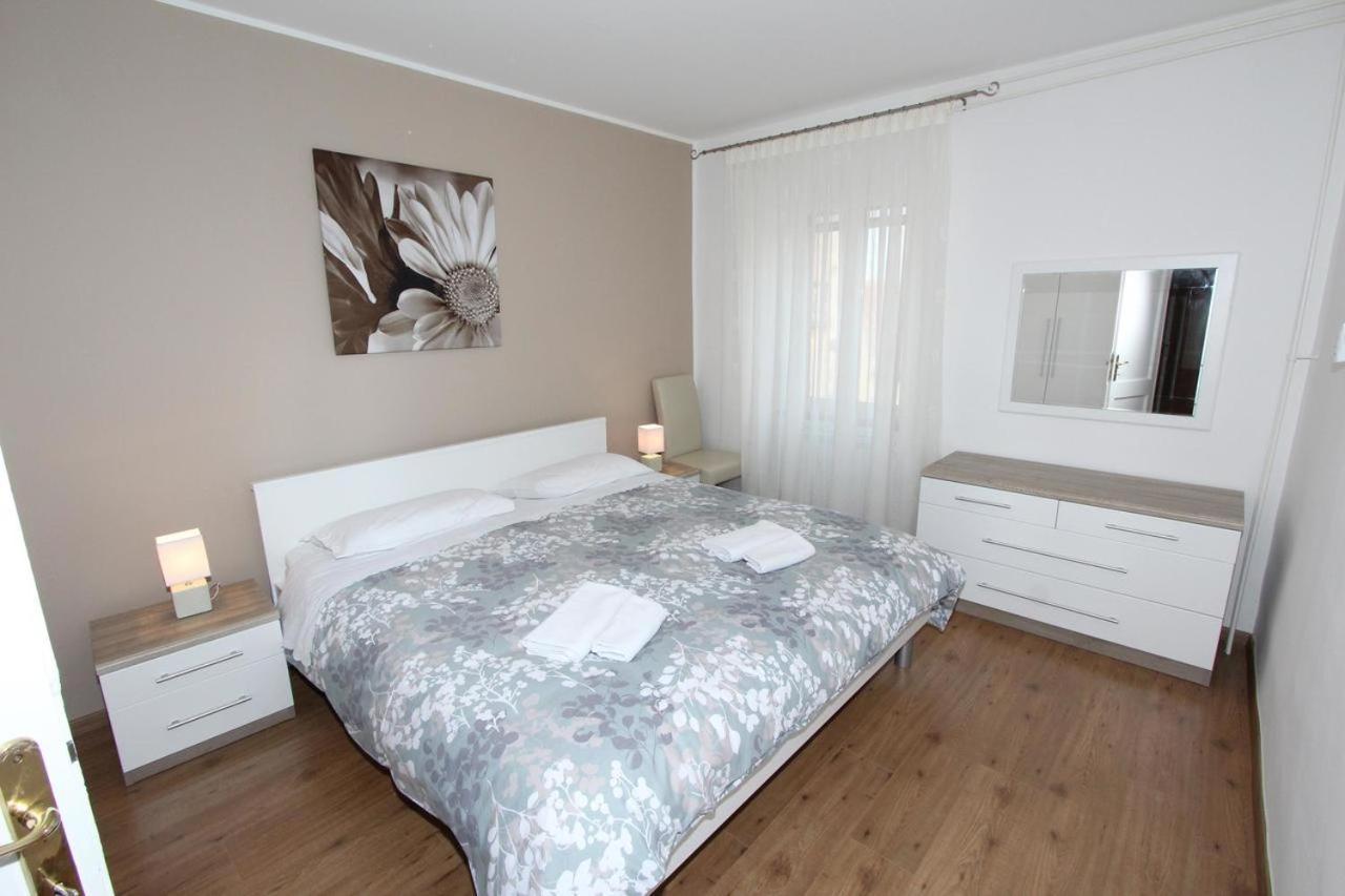Ondina Rovinj Exterior foto